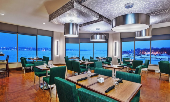 Sydney Hotel | Holiday Inn Sydney - Waterfront by IHG