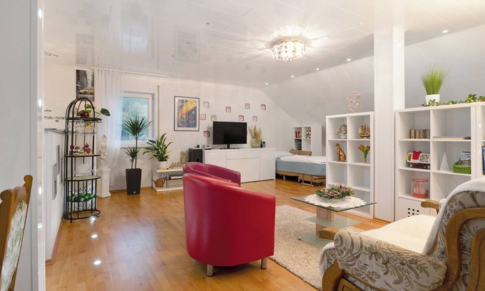 Nohen Apartment | Holiday Oasis on the Nahesteig with Private Terrace and Wi-Fi