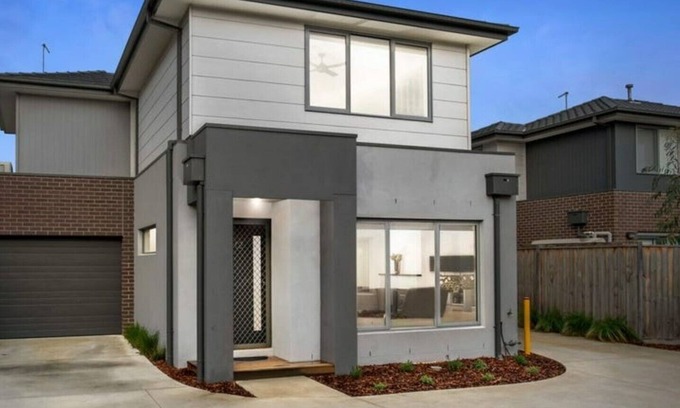 Safety Beach House | Holiday on Dromana by Ready Set Stay- 150m from the beach