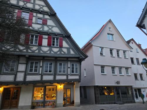 Blaubeuren Apartment | Holiday & Stay, Blautopf Apartments