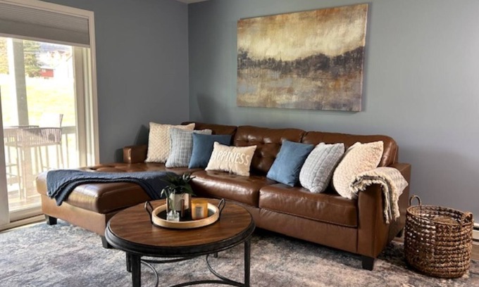 Ellicottville Condo | Holiday Valley Hideaway, Newly RenovatednWalking distance to Village & Slopes