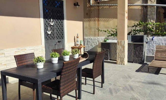 San Giorgio-Librino-San Giuseppe la Rena-Zia Lisa-Villaggio Sant'Agata House | Holiday villa in the Vaccarizzo area