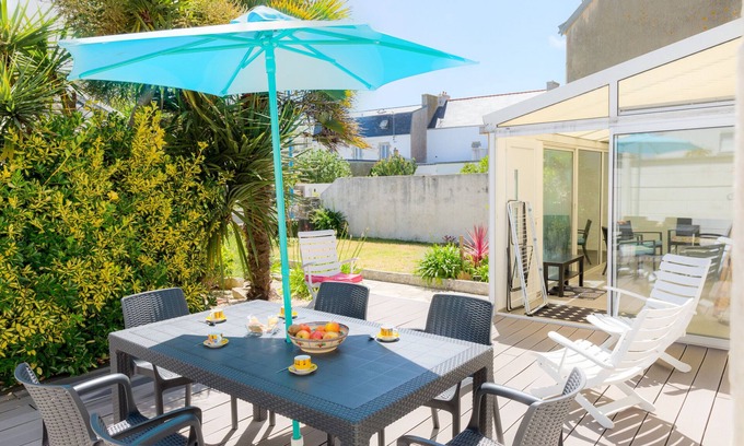 Saint-Guenole House | Holidays for 6 in Saint Guénolé