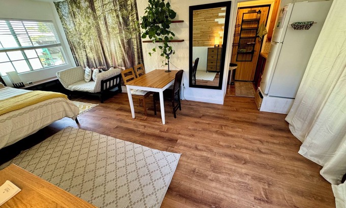 Culver - West House | Holistic Fragrance Free Studio Home