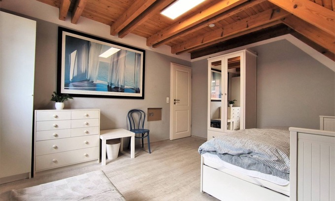 Jerrishoe House | Holly Haus, Germany
