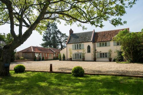 Thursford Bed & Breakfast | Holly Lodge Boutique B&B