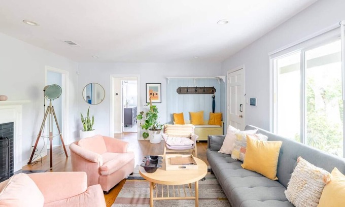 North Hollywood House | Hollywood Garden/Mid-Century Home close to Universal Studios