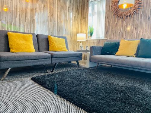 Treffynnon Apartment | Holywell Apartment - Luxury One Bedroom Apartment