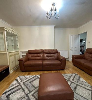 Abbey Wood Apartment | Home Apartments Stay