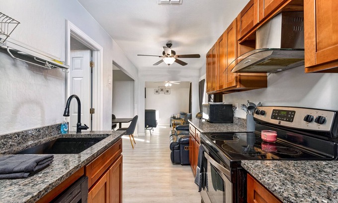 Chandler House | Home Away From Home for Professionals