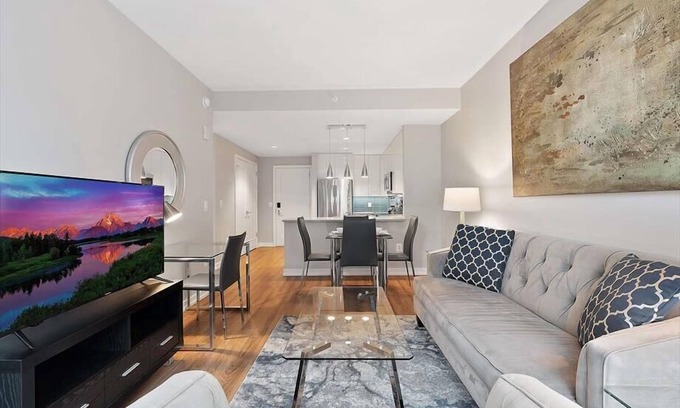 Central Village Apartment | Home away from Home! Brookline 1BR nr Boston & T station