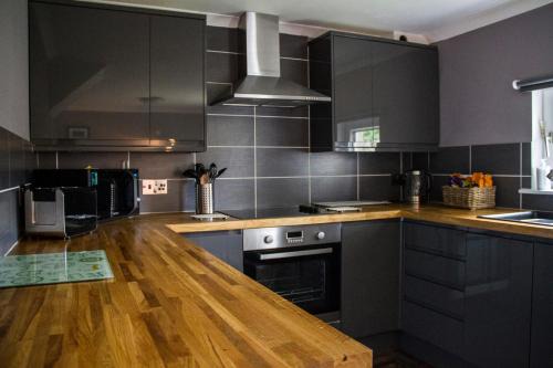 Achachork Apartment | Home Farm Apartments