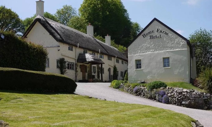 Wilmington House | Home Farm Hotel