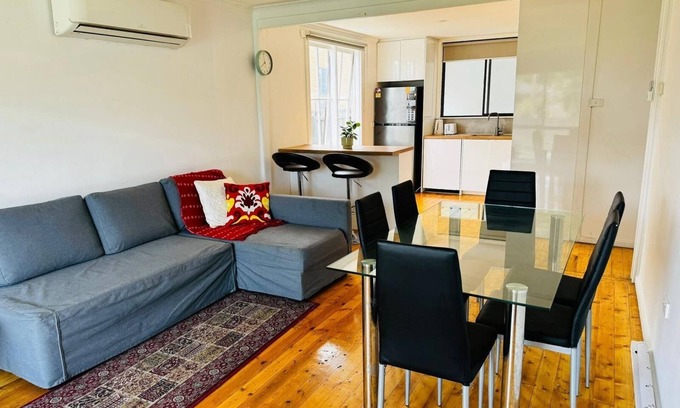 Sunshine House | Home in Sunshine