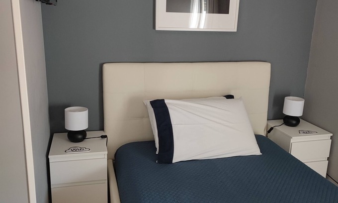Quartiere XIII Aurelio Apartment | Home K&Y Metro Cornelia. Two stops from the center of Rome