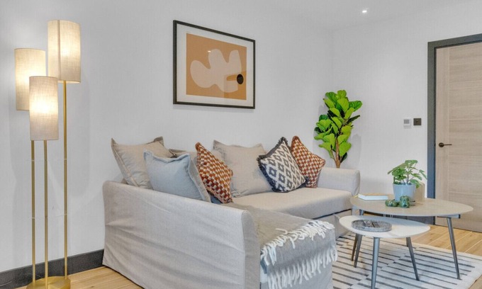 North Finchley Apartment | home.ly - North London Finchley Apartments