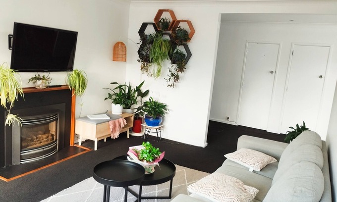 Palmerston North House | Home near Airport and Hospital