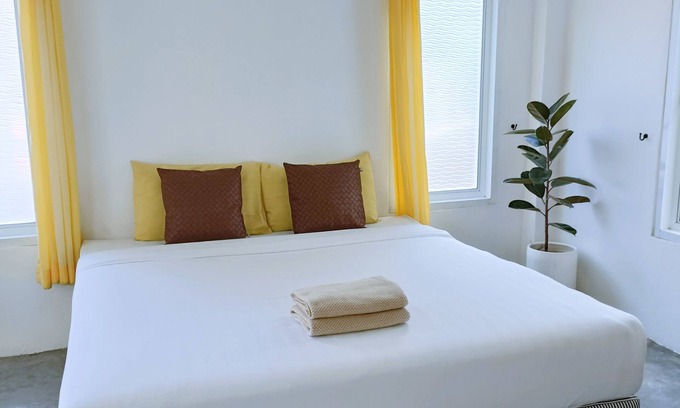 Koh Lan Bed & Breakfast | Home Stay on Larn Island Pattaya