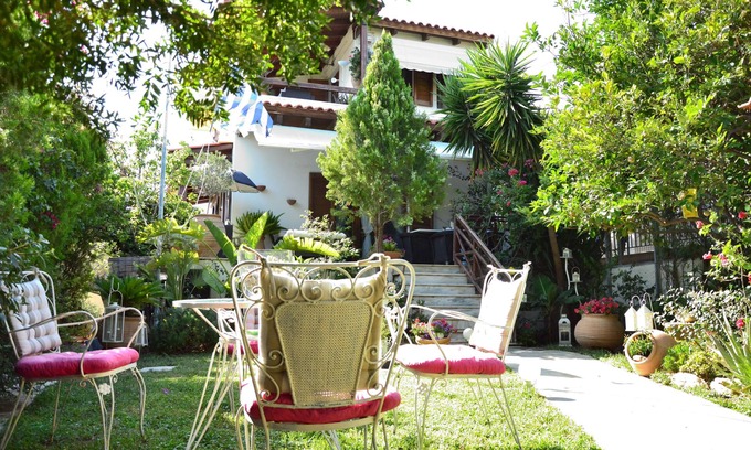 Lagonissi House | HOME SWEET HOME-LAGONISI