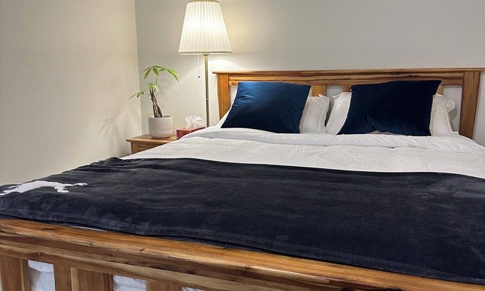 Riley Park Apartment | Home, Sweet Homenn