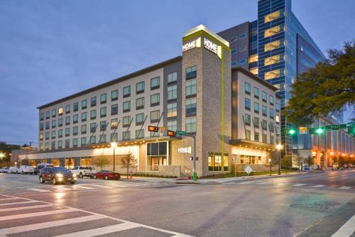 Old East Dallas Hotel | Home2 Suites by Hilton Dallas Downtown at Baylor Scott & White
