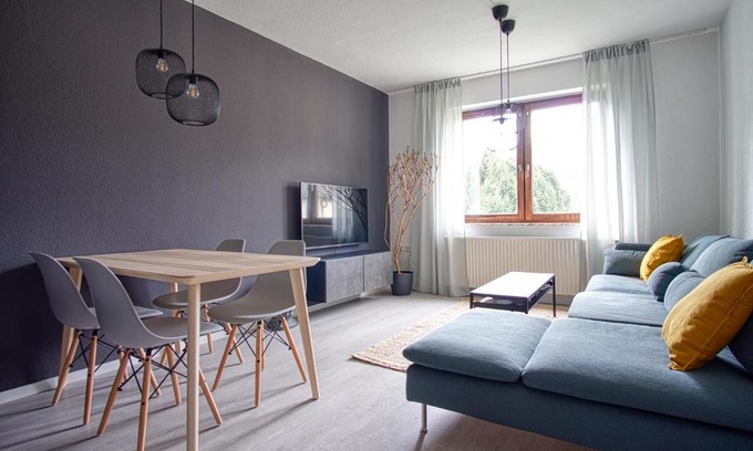Altendorf Apartment | HOMEFY FAMILY APARTMENT - 4 people - free parking - 2x SmartTVs