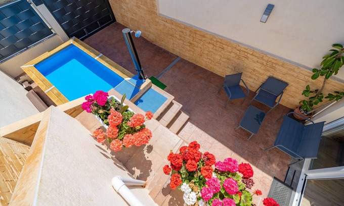 Pineda de Mar Ski Chalet | HomeHolidaysRentals Benoit - Costa Barcelona