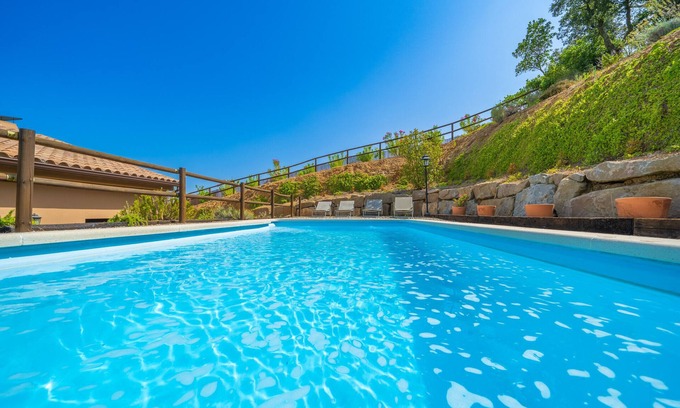 Collsacreu Villa | HomeHolidaysRentals Paz - Costa Barcelona