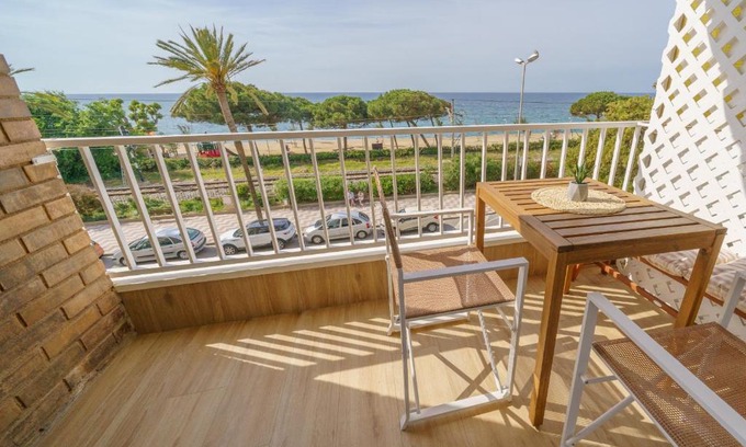 Pineda de Mar Apartment | HomeHolidaysRentals Delmare - Costa Barcelona