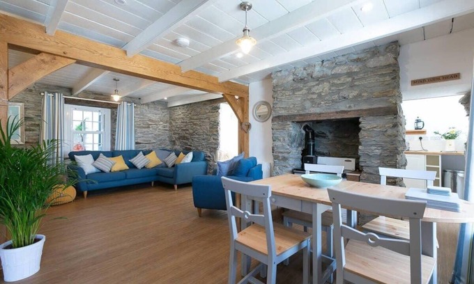 Porthleven Cottage | Homely Cottage w/Sun Terrace, Short Walk to Beach