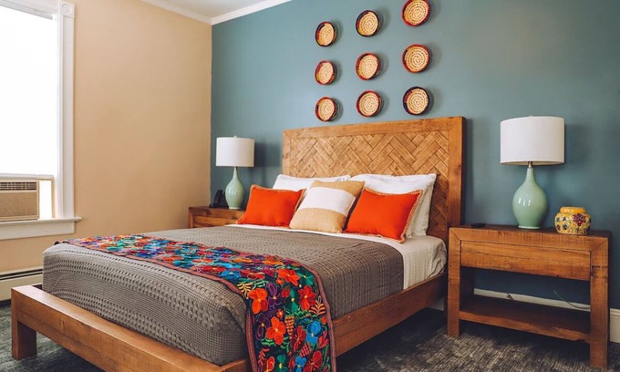 Milford House | Homely Room with Charm, Perfect for Downtown Milford Strolls