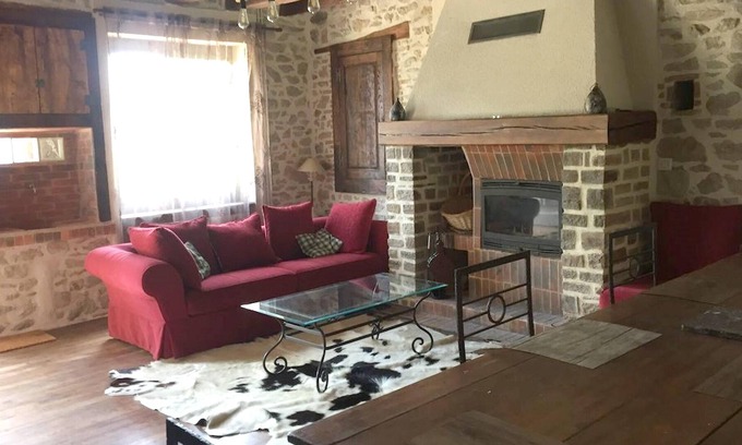 Ladignac le Long House | Homerez - Amazing house for 6 ppl. with terrace at Ladignac-le-Long