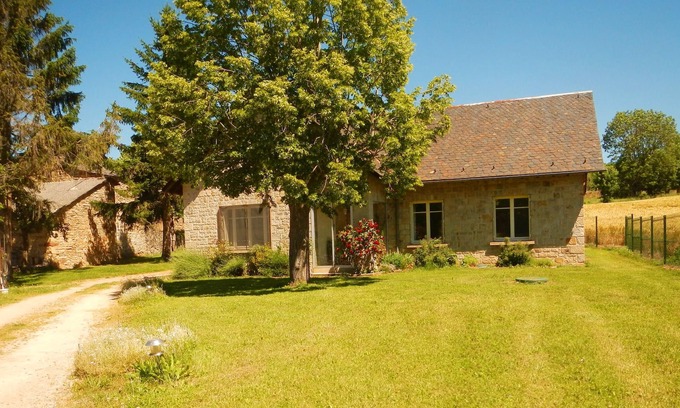Banassac House | Homerez - Amazing house for 14 ppl. with garden and terrace at Banassac