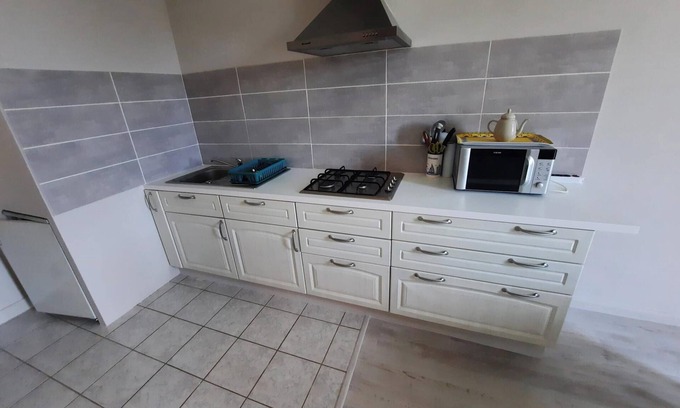 Saint-Quay-Portrieux Apartment | Homerez - Apartment Saint-Quay-Portrieux