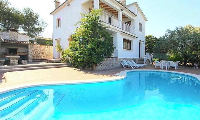 Canyelles Apartment | Homerez - Apartment in Canyelles with Pool
