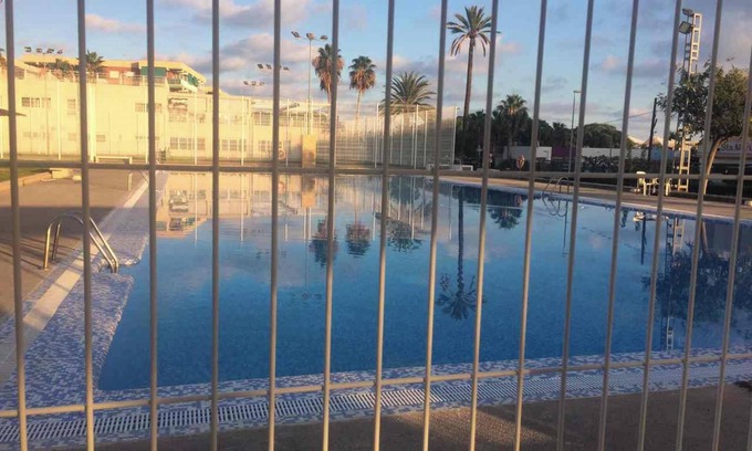 Canet de Berenguer Apartment | Homerez - Apt in Canet de Berenguer