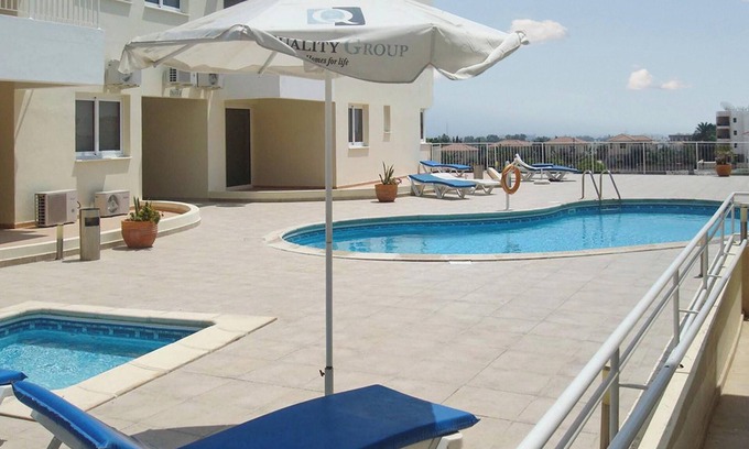 Oroklini Apartment | Homerez - Apt in Larnaca, sea view