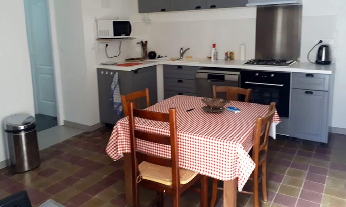Landrichamps House | Homerez - Beautiful house for 7 ppl. with garden and terrace at Landrichamps