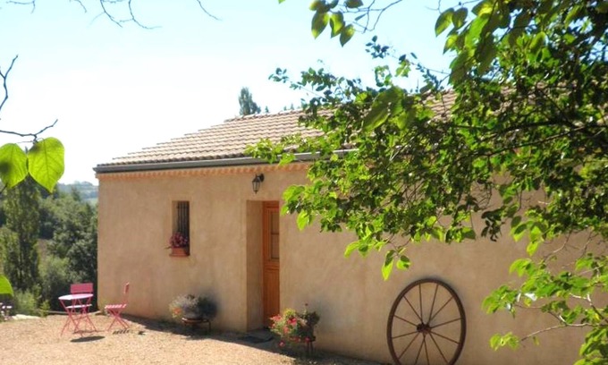 Molieres House | Homerez - Beautiful house for 6 ppl. with terrace at Molières