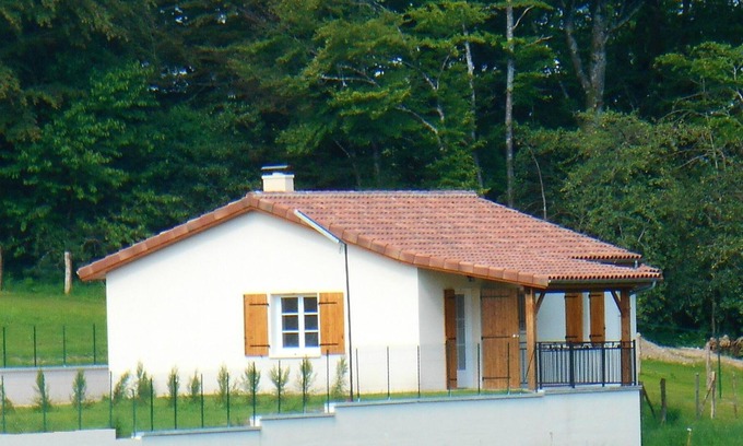 Gorses House | Homerez - Beautiful house for 4 ppl. with shared pool and terrace at Gorses
