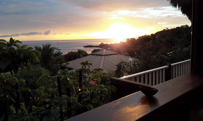 Bouillante House | Homerez - Bungalow in Bouillante