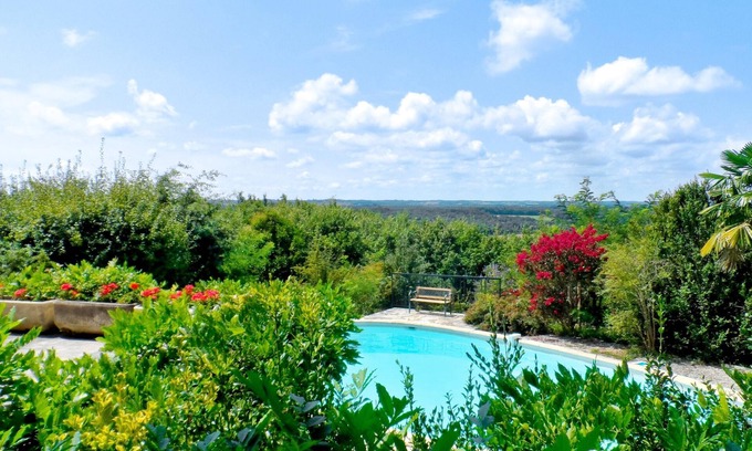 Bruniquel House | Homerez - Charming House in Bruniquel with Private Pool