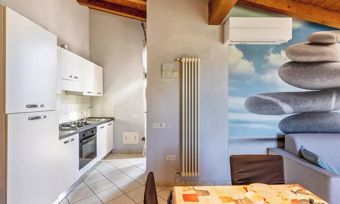 Sud-Ovest Apartment | Homerez - Elegant Apartment in Verona, 75 m² + Balcony