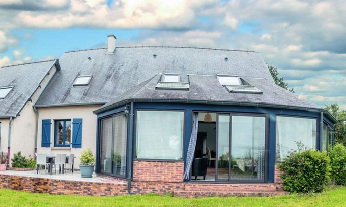 Courtils House | Homerez - House in Courtils, near Mont Saint-Michel