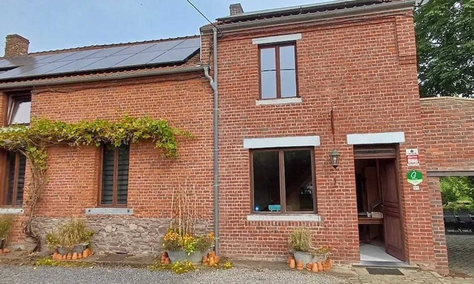 Montignies-sur-Roc House | Homerez - House in Montignies-sur-Roc