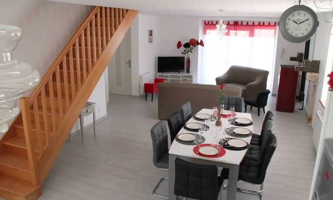 Cisse House | Homerez - House near Futuroscope