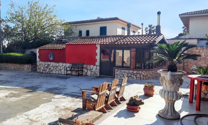 Granelli House | Homerez - House Pachino, sea view