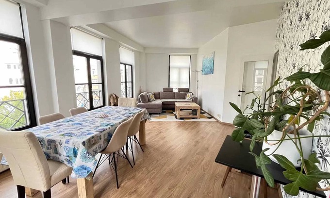 Quartier du Centre - Centrumwijk Apartment | Homerez - Pentagon Apartment, Brussels