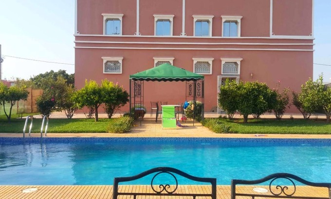 Ouad Essafa Villa | Homerez - Spacious villa With swimming pool