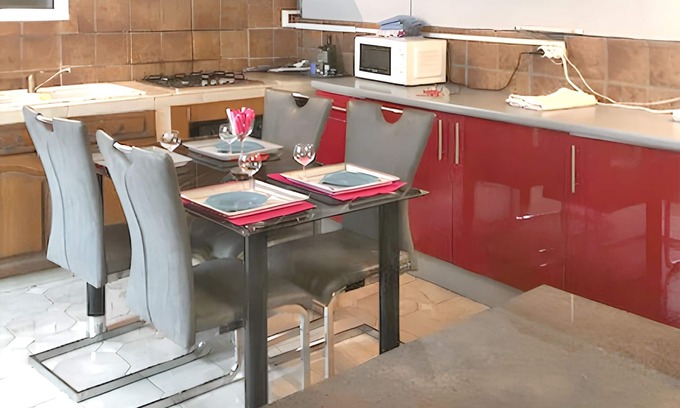 Saint-Pierre Apartment | Homerez - Studio in Saint-Pierre